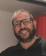 Arquitecte Tècnic col·legiat. Administrador de l'empresa Bancells Ecotècnics SL, empresa especialitzada en instal·lació d'energia solar fotovoltaica.