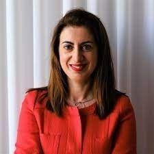 Advocada en exercici. Postgrau en Pràctica Jurídica. Secretària de la Secció de Dret de la Construcció en l’Il·lustre Col·legi d’Advocats de Barcelona. Directora Jurídica en Calaf Grup.