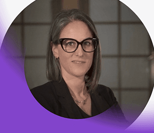 Llicenciada en pedagogia. Especialista en desenvolupament de persones i organitzacions, RRHH 2.0, e-recruitment i orientació laboral. Sòcia-directora de l’àrea de Persones a Maurilia Knowledge i cofundadora de The Human Business.